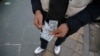 ادامه کاهش ارزش ریال؛ رئیس بانک مرکزی: نرخ «دلار آزاد» را قبول ندارم 