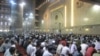 Pelaksanaan sholat Gerhana Matahari di Masjid Istiqlal Jakarta, Rabu 9 Maret 2016.(Foto:VOA/Andylala).