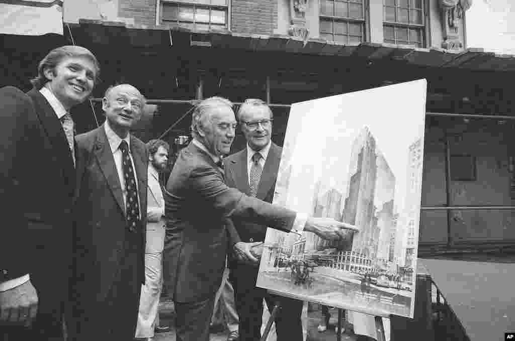 1978年6月28日，左起：城市建筑开发商弗雷德&middot;川普之子唐纳德&middot;川普，纽约市长郭德华，纽约州长Hugh Carey