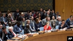 La delegación peruana, encabezada por el embajador Gustavo Meza-Cuadra, ocupa hoy el puesto que durante los dos últimos años mantuvo Uruguay.
