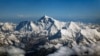 Musnahnya gletser di Himalaya akan berakibat gawat bagi persediaan air tawar di delapan negara Asia di sekitar kawasan Himalaya (foto: ilustrasi). 