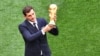 Casillas Klaim Twitternya Diretas setelah Unggah Tweet Melela 'Saya Gay'