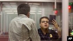 Las visas H-2B para el primer semestre de 2014 benefician a trabajadores temporales.
