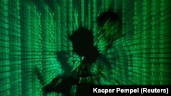 El virus creado por el ruso Nikita Kuzmin infectaba computadoras a través de archivos PDF que parecían inocuos.