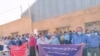 ادامه اعتصاب ها در ایران؛ نیروهای «جهان پارس» جاده را بستند