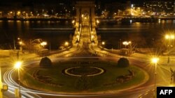 Площа Адама Кларка у Будапешті