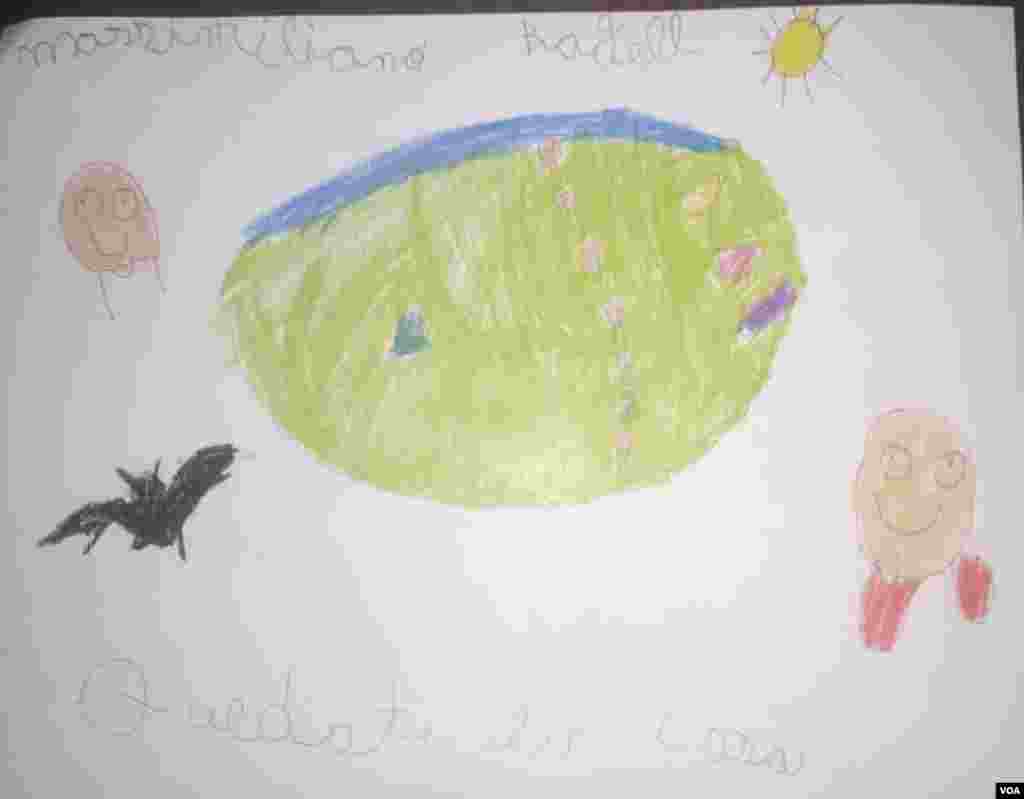 Este es el de Massimiliano, de 6 años de edad. Lavarse las manos cada cierto tiempo se puede convertir en un reto para ellos, por lo que inventar juegos para que se laven las manos hará que se convierta en un hábito más sencillo cuando se está en casa.