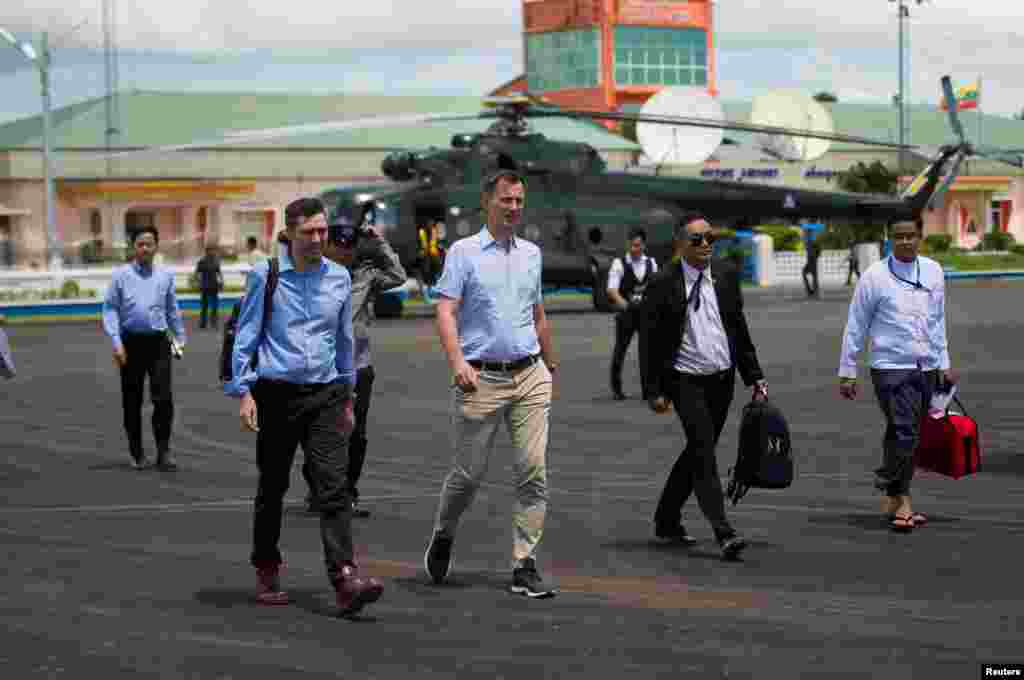  ဗြိတိန်နိုင်ငံခြားရေးဝန်ကြီး Jeremy Hunt ရခိုင်ပြည်နယ်သွားရောက်လေ့လာ