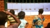 Centrafrique : Touadéra et Dologuélé au coude-à-coude, selon les résultats partiels