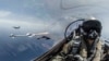 2019年5月22日台湾海空联合操演，F-16战机发射响尾蛇导弹，射击模拟目标。