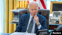 Президент Джо Байден разговаривает по телефону с главой израильского правительства Биньямином Нетаньяху. 4 апреля 2024 г.