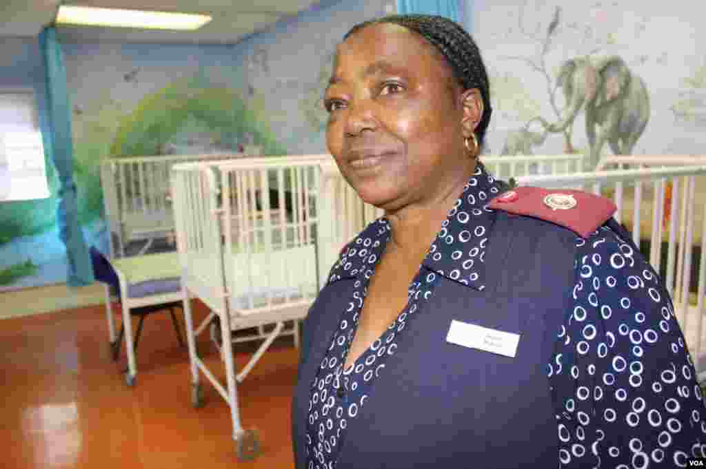 Nurse Rachel Mabena heads Diepkloof's inpatient unit of terminal patients. "They don’t communicate it, but you see the fear in their faces, in their eyes." (VOA / D. Taylor)