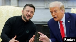 Američki predsjednik Donald Trump sastaje se s ukrajinskim predsjednikom Volodimirom Zelenskim u Bijeloj kući u Washingtonu, 28. februara 2025.