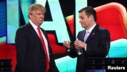El pleito entre Trump y Cruz por sus parejas ha ido subiendo de tono.
