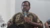 Koordinator Komisi untuk Orang Hilang dan korban Tindak Kekerasan (KontraS) Haris Azhar (VOA/Andylala).